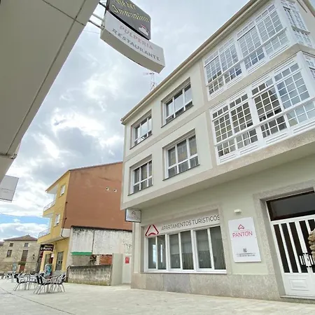 Lejlighedshotel Panton Ribeira Sacra Santa María